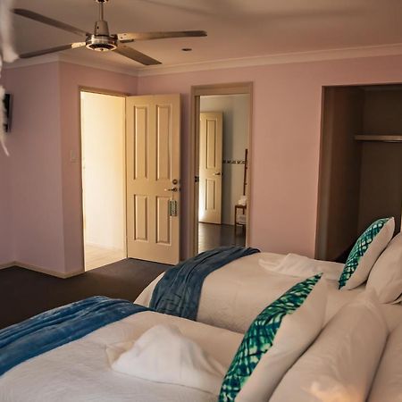Beach Escape Magnesium Pool Dog Happy Gc Airport Apartment Gold Coast Exterior foto